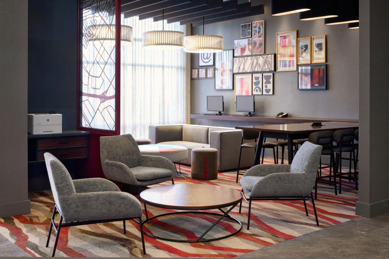 דורבאל Residence Inn By Marriott Montreal Airport מראה חיצוני תמונה