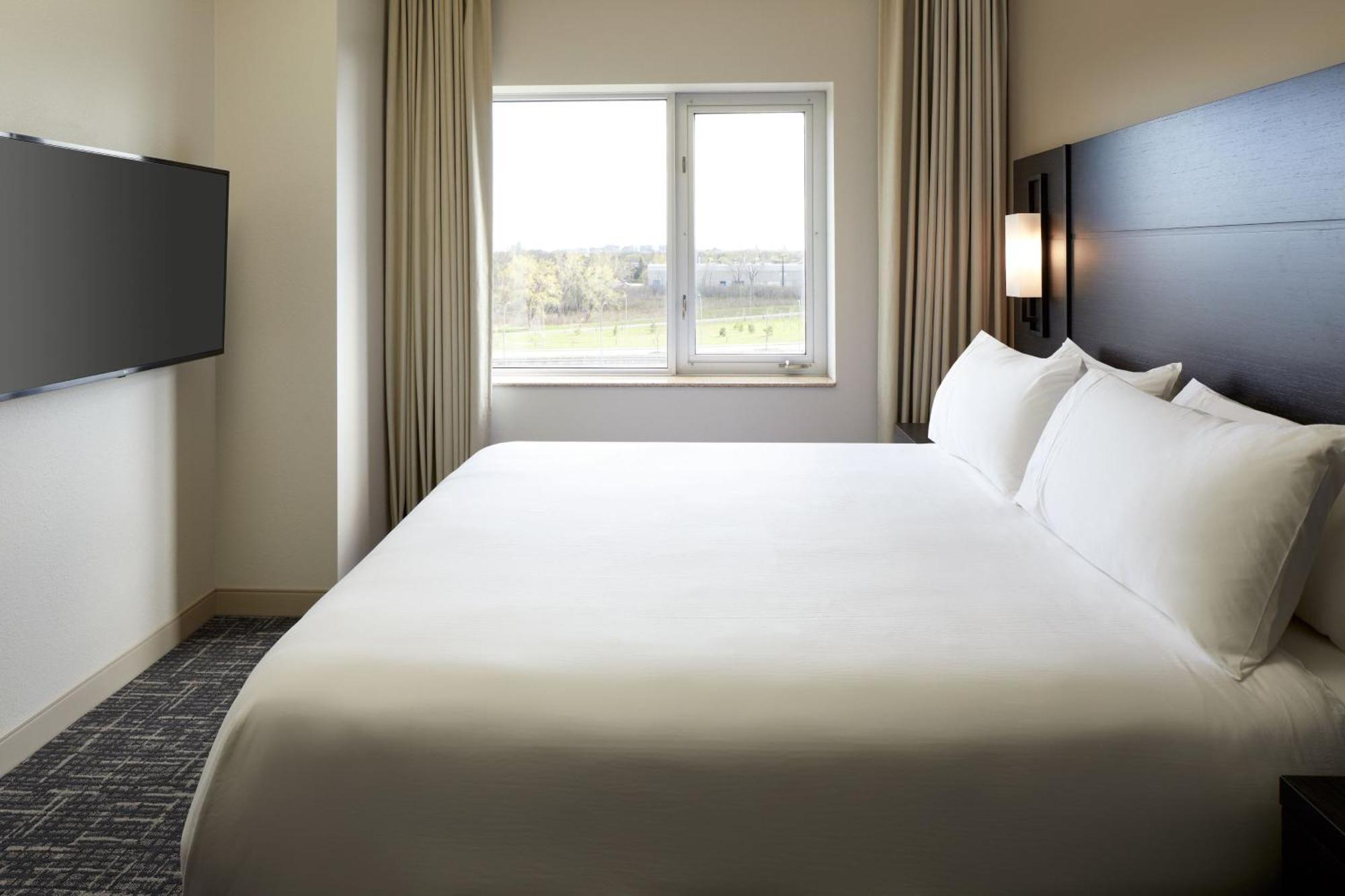 דורבאל Residence Inn By Marriott Montreal Airport מראה חיצוני תמונה